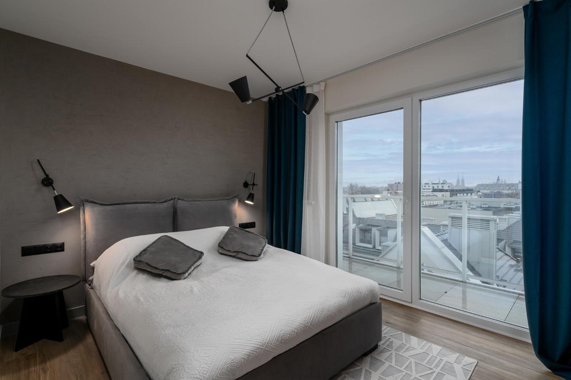 Nice View Apartment, Free Underground Parking, City Square 6 Min Wrocław Exteriör bild